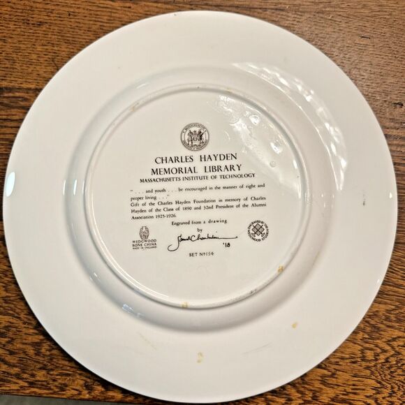 Set of 4 MIT Campus Buildings Commemorative Dinner Plates by Wedgwood 1952 LE - Picture 11 of 13